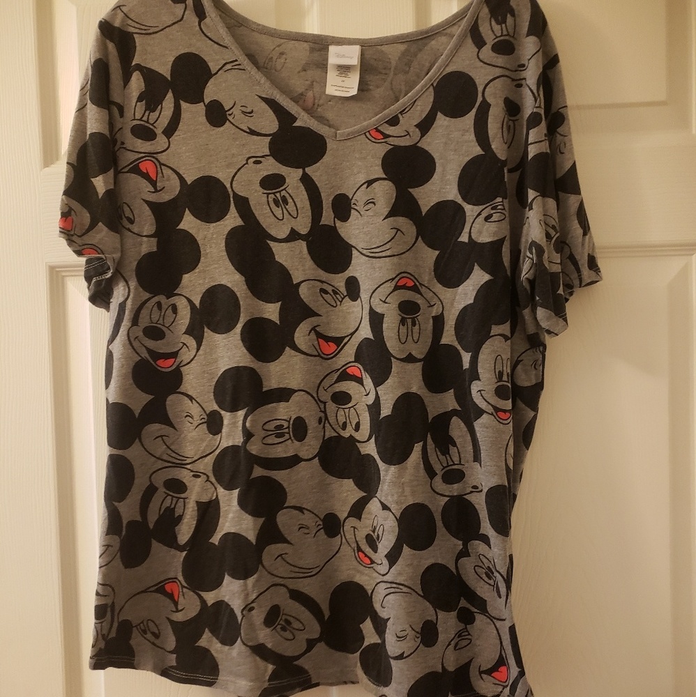 Mickey disney shirt
